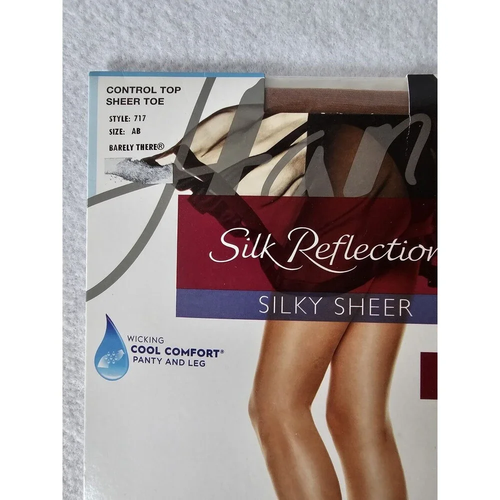 Silk Reflections Pantyhose Womens Control Top Barely Hosiery Style 717 Size AB